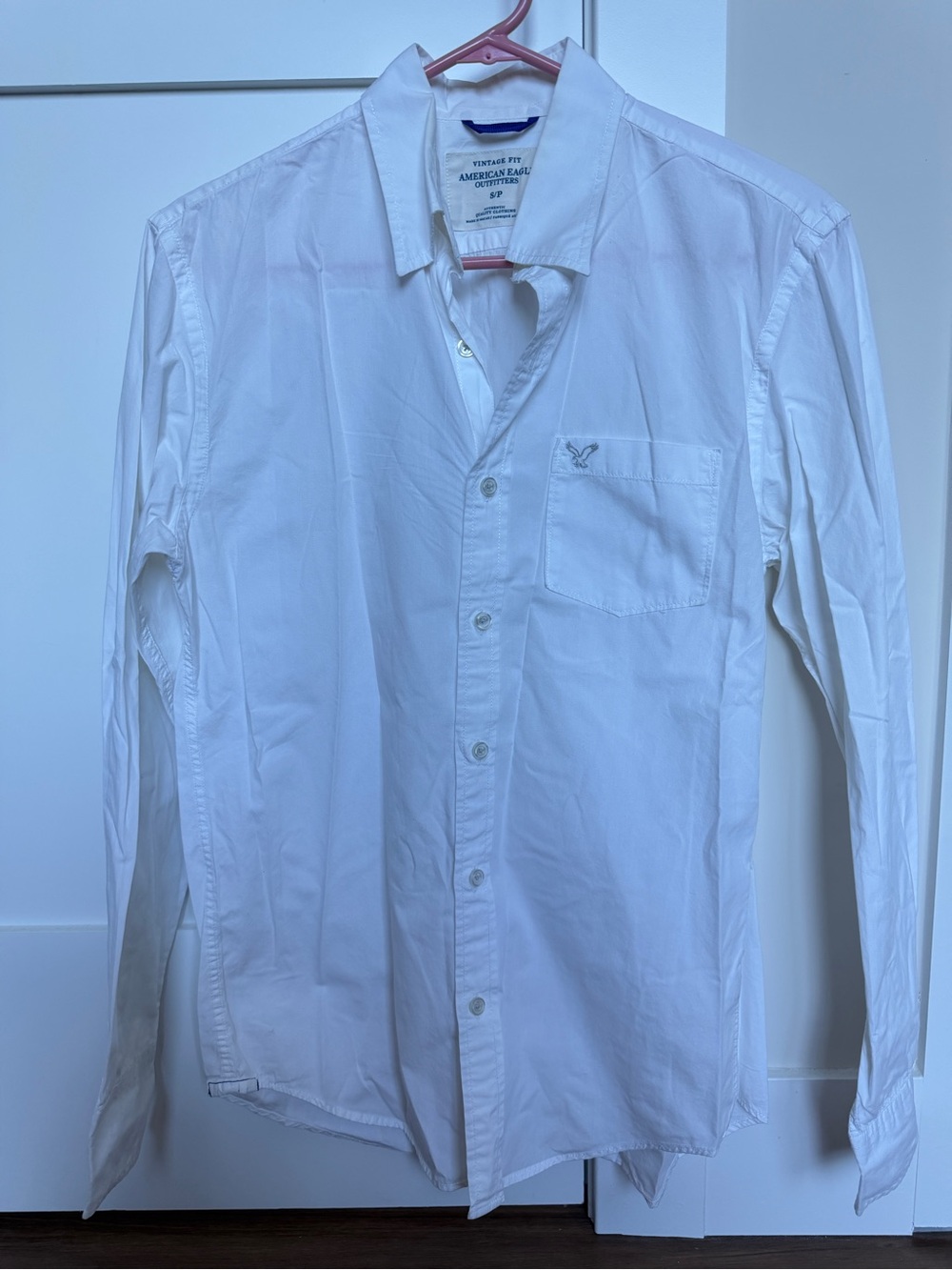 American Eagle Outfitters Men’s White Button-Down Shirt